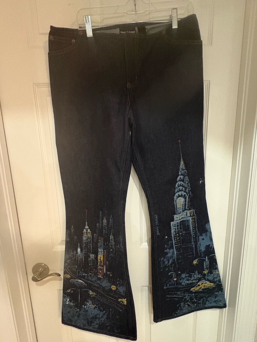 Y2K DKNY Jeans NYC Skyline Graphic Flare Bell Bottom Jeans 13 NWOT DARK blue.